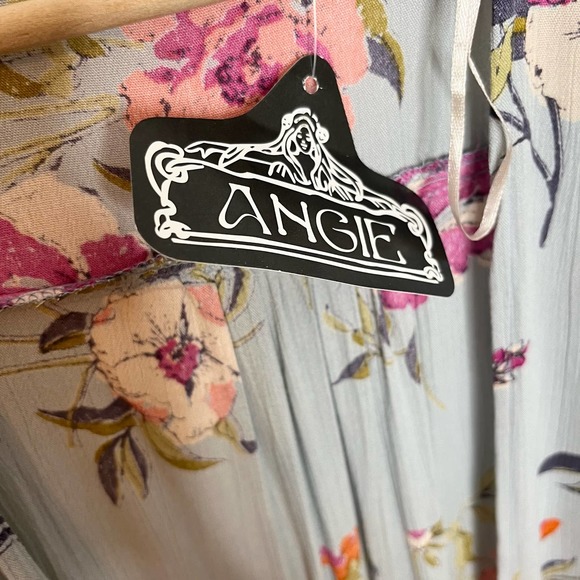 Angie Women's Open Front Kimono Size Medium Blue Gray Floral Long Length Rayon - Picture 7 of 9